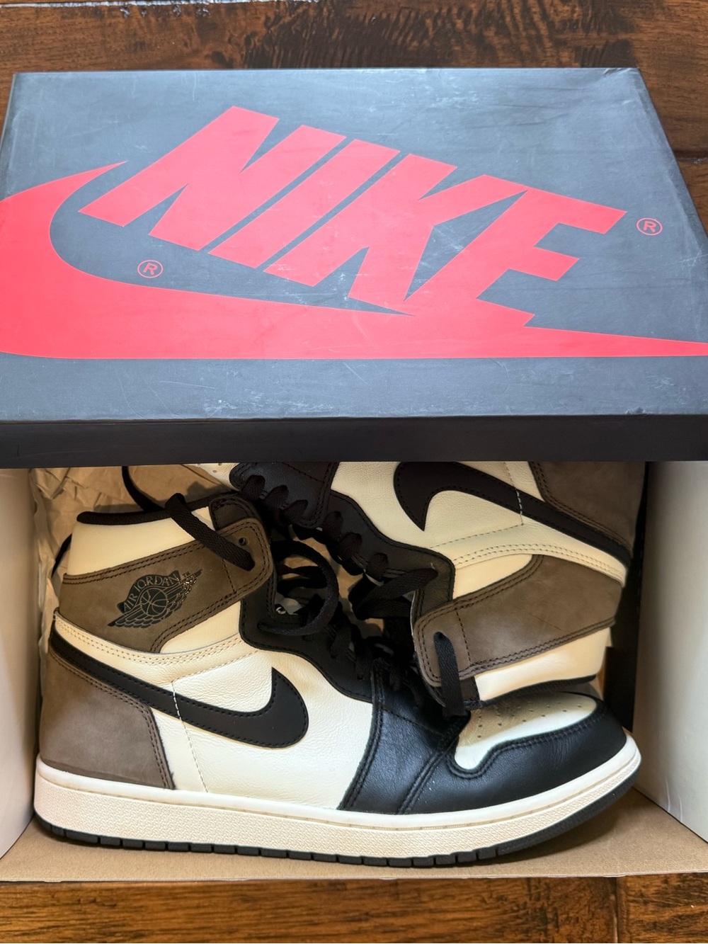 Nike Air Jordan 1 Retro High OG - Sail/Black, Dark Mocha, Black